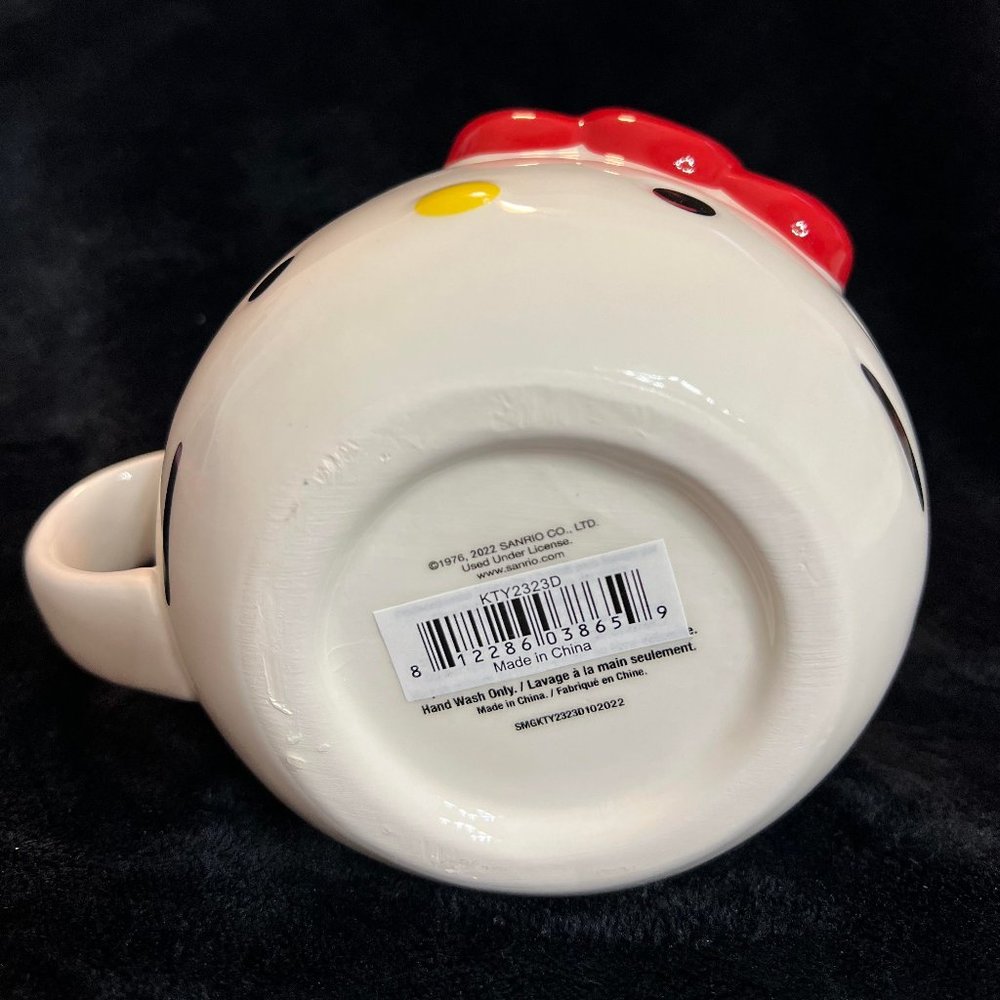 Hello Kitty Red Bow Mug - Picture 7 of 7